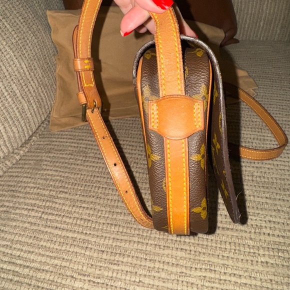 Louis Vuitton Brown Monogram Crossbody Bag - Picture 4 of 7